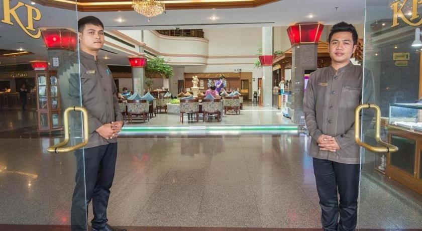 K.P. Grand Hotel Chanthaburi Exterior foto